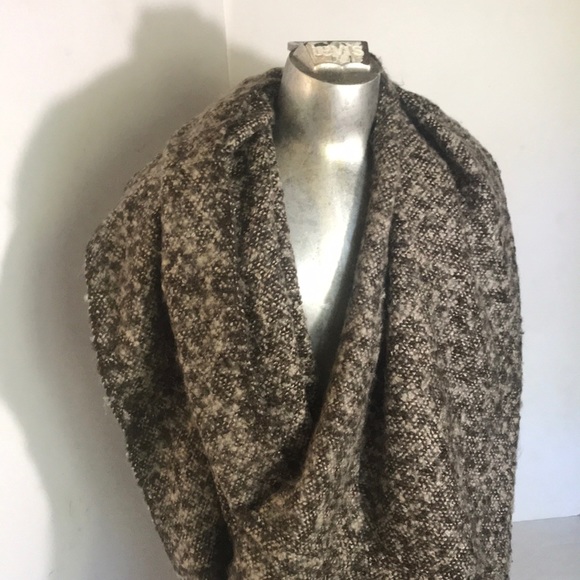 “SIMONS” Large Brown Tweedy Infinity Scarf. - Picture 3 of 6